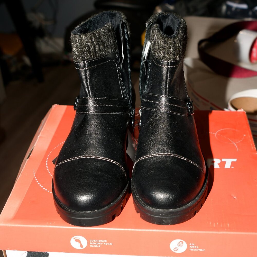 JSport Violet Boots‎ Women's Black